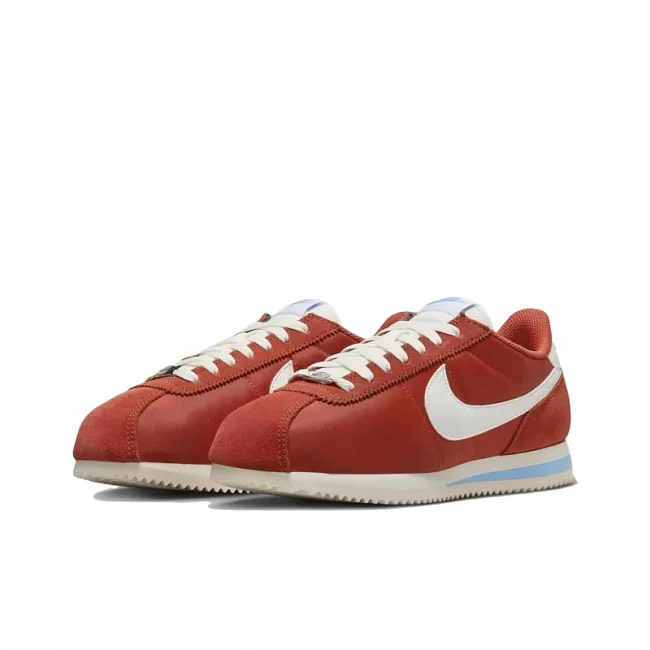 картинка Nike Cortez Picante Red магазин Одежда+ являющийся официальным дистрибьютором в России 