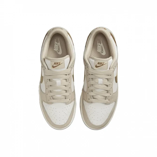 картинка Nike Dunk Low WMNS "Phantom Metallic Gold" магазин Одежда+ являющийся официальным дистрибьютором в России 