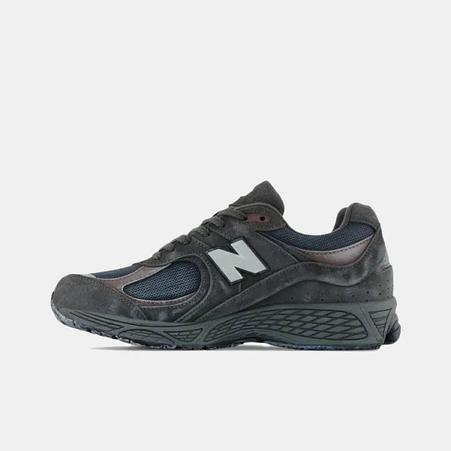 картинка New Balance 2002R Gore-Tex Magnet Mood Indigo магазин Одежда+ являющийся официальным дистрибьютором в России 