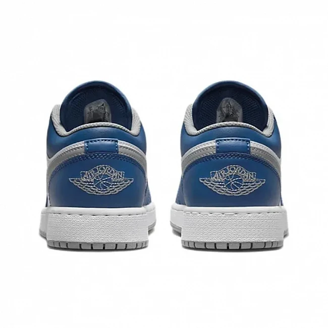 картинка Nike Air Jordan 1 Low GS "True Blue" магазин Одежда+ являющийся официальным дистрибьютором в России 