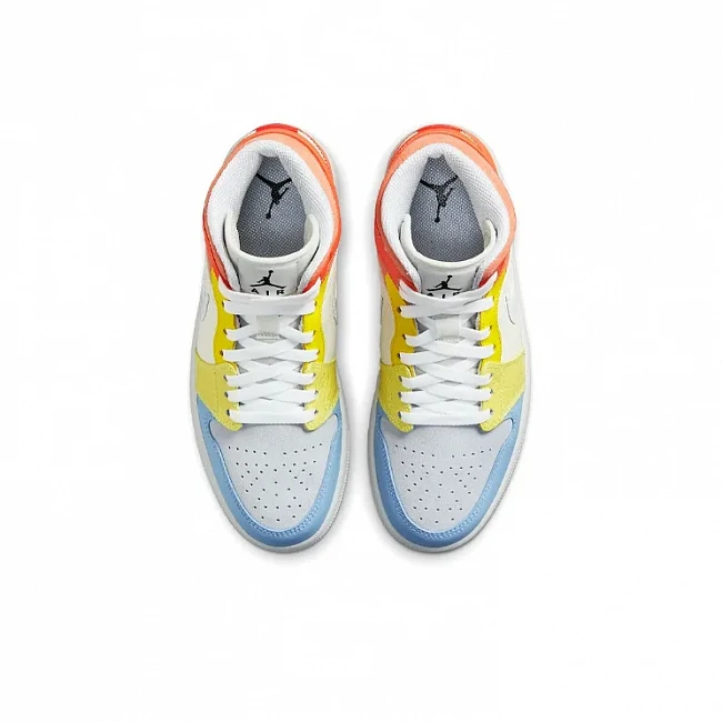 картинка Nike Air Jordan 1 Mid To My First Coach магазин Одежда+ являющийся официальным дистрибьютором в России 