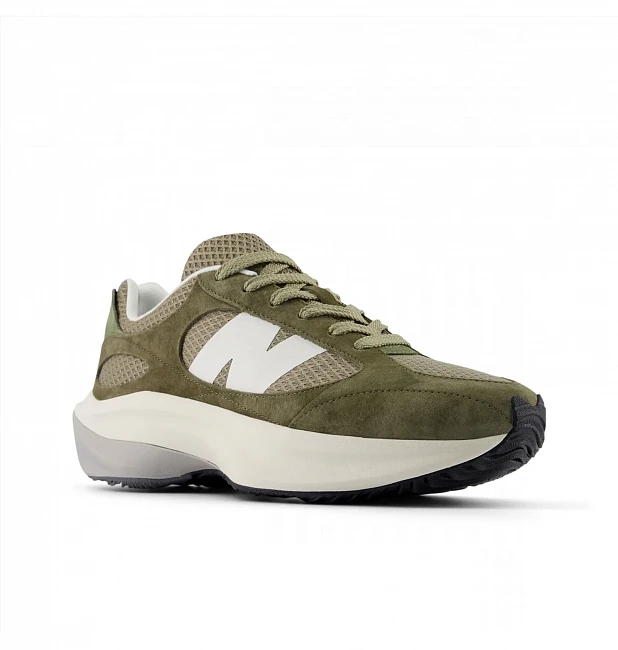 картинка New Balance UWRPD Runner CCC Green Olive магазин Одежда+ являющийся официальным дистрибьютором в России 