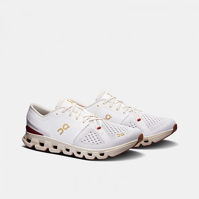 картинка ON Running Cloud X 4 Pearl Ivory магазин Одежда+ являющийся официальным дистрибьютором в России 