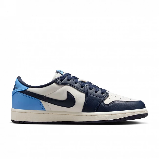 картинка Nike Air Jordan 1 Retro Low OG Obsidian магазин Одежда+ являющийся официальным дистрибьютором в России 
