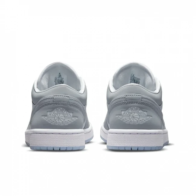 картинка Nike Air Jordan 1 Low WMNS "Wolf Grey" магазин Одежда+ являющийся официальным дистрибьютором в России 