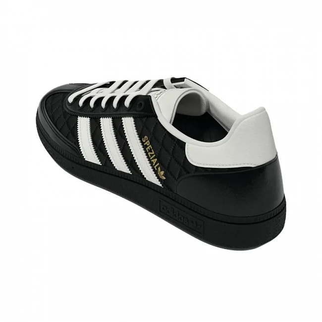 картинка Adidas Handball Spezial Core Black White магазин Одежда+ являющийся официальным дистрибьютором в России 