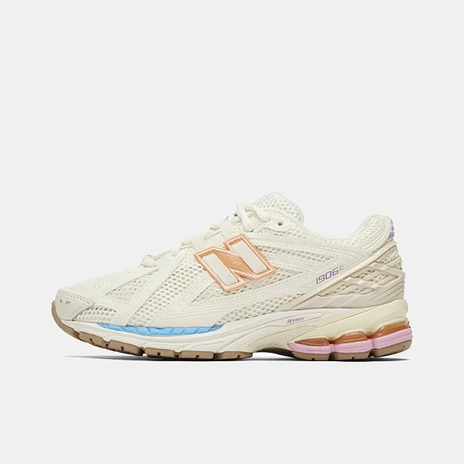 картинка New Balance 1906R Pink Sugar магазин Одежда+ являющийся официальным дистрибьютором в России 