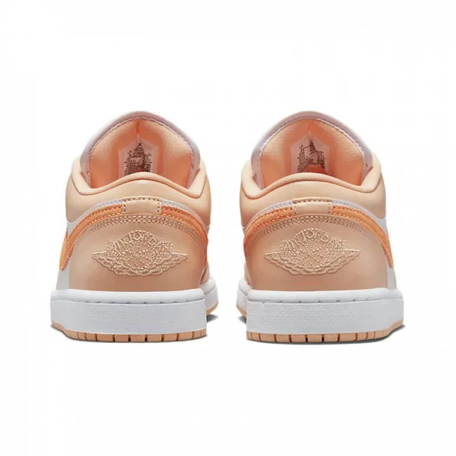 картинка Nike Air Jordan 1 Low "Sunset Haze" магазин Одежда+ являющийся официальным дистрибьютором в России 