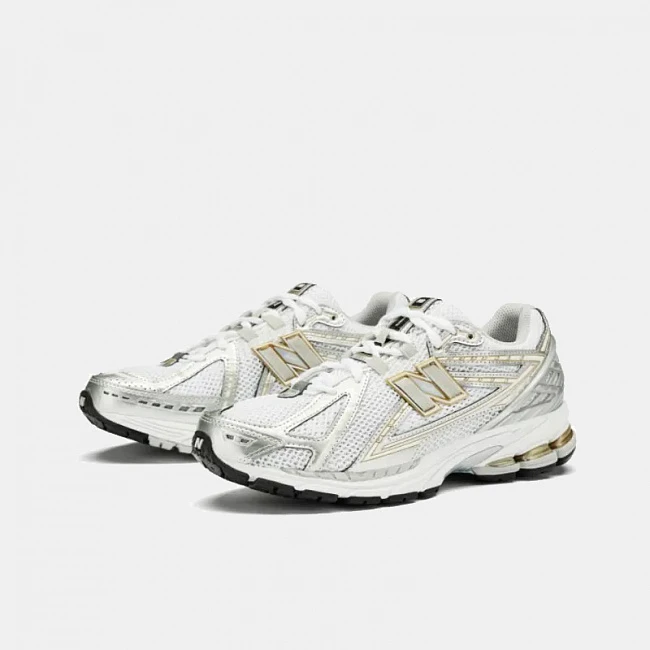 картинка New Balance 1906R "White Rain Cloud Silver Metallic" магазин Одежда+ являющийся официальным дистрибьютором в России 