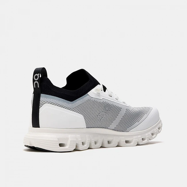 On Cloud 6 Versa White / Grey