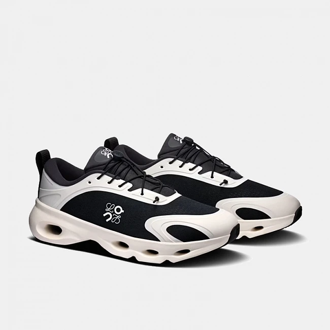 On × LOEWE Cloudsolo Black / Eggshell