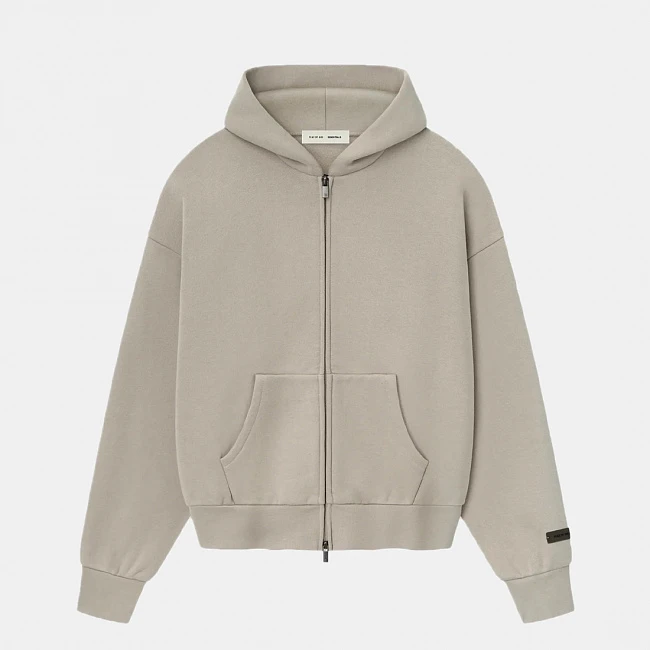 картинка Fear of God Essentials Classic Full Zip Hoodie Timber магазин Одежда+ являющийся официальным дистрибьютором в России 