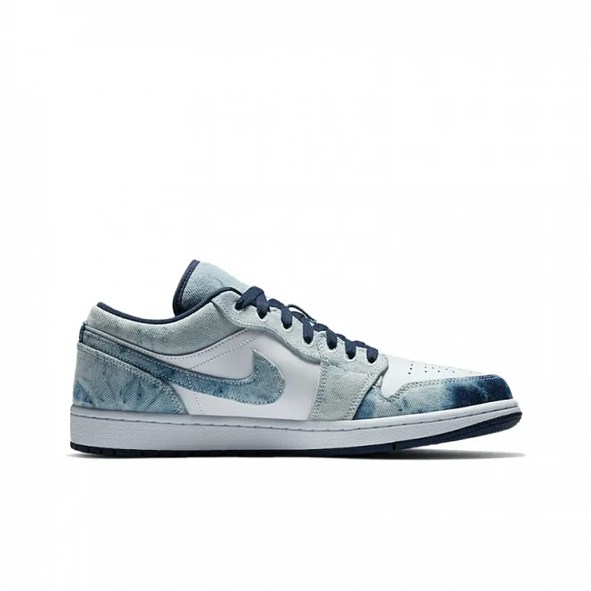 картинка Nike Air Jordan 1 Low Washed Denim магазин Одежда+ являющийся официальным дистрибьютором в России 