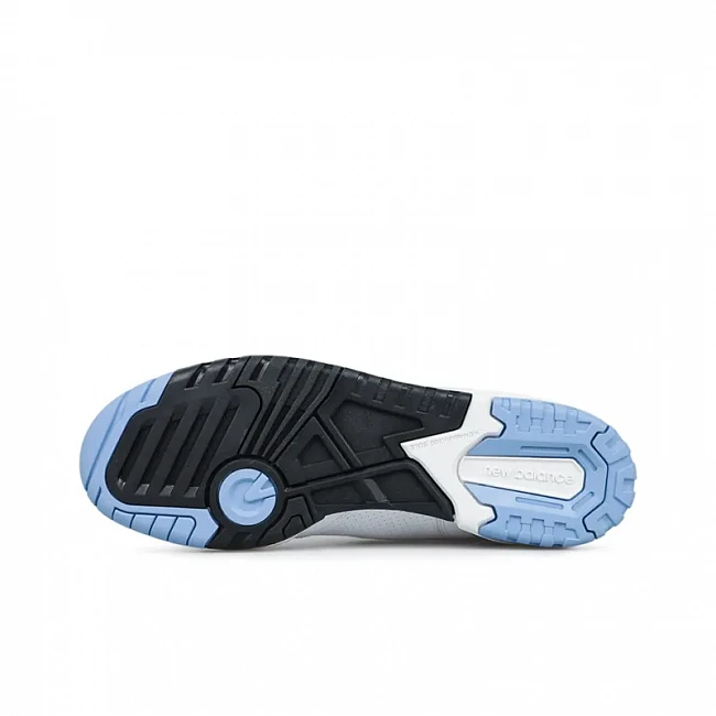 картинка New Balance 550 "UNC White University Blue" магазин Одежда+ являющийся официальным дистрибьютором в России 