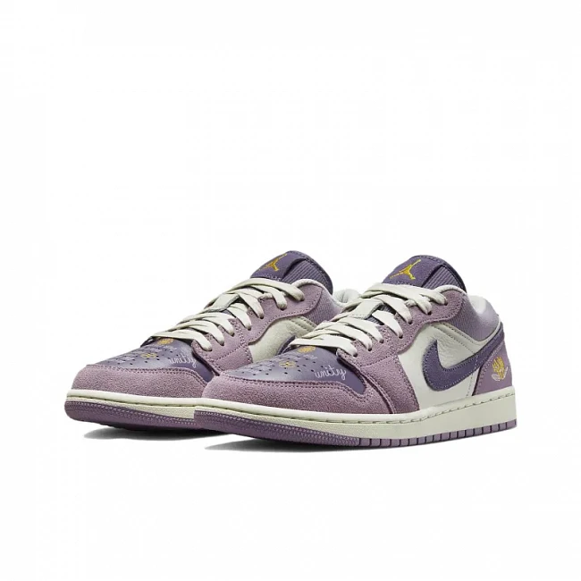 картинка Nike Air Jordan 1 Low "International Women's Day" магазин Одежда+ являющийся официальным дистрибьютором в России 