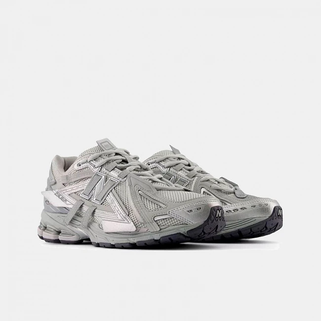 картинка New Balance 1906A Concrete Silver Metallic магазин Одежда+ являющийся официальным дистрибьютором в России 