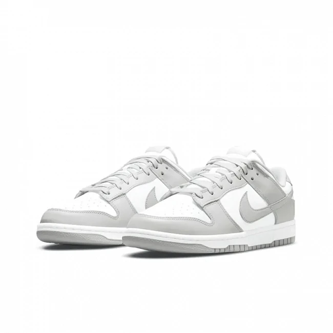 картинка Nike Dunk Low Grey Fog магазин Одежда+ являющийся официальным дистрибьютором в России 