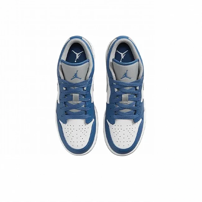 картинка Nike Air Jordan 1 Low GS "True Blue" магазин Одежда+ являющийся официальным дистрибьютором в России 