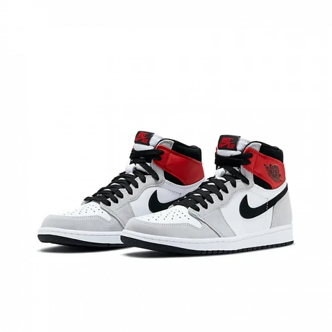 картинка Nike Air Jordan 1 Retro High OG "Light Smoke Grey" магазин Одежда+ являющийся официальным дистрибьютором в России 