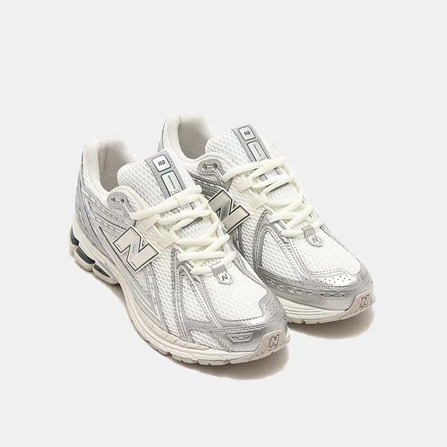 картинка New Balance 1906R Silver Metallic Cream магазин Одежда+ являющийся официальным дистрибьютором в России 