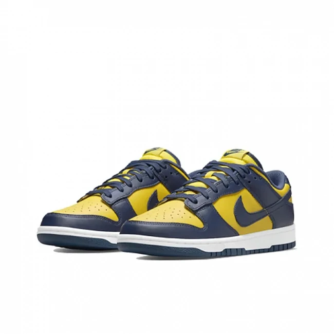 картинка Nike Dunk Low "Michigan" магазин Одежда+ являющийся официальным дистрибьютором в России 