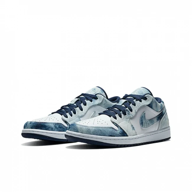 картинка Nike Air Jordan 1 Low Washed Denim магазин Одежда+ являющийся официальным дистрибьютором в России 