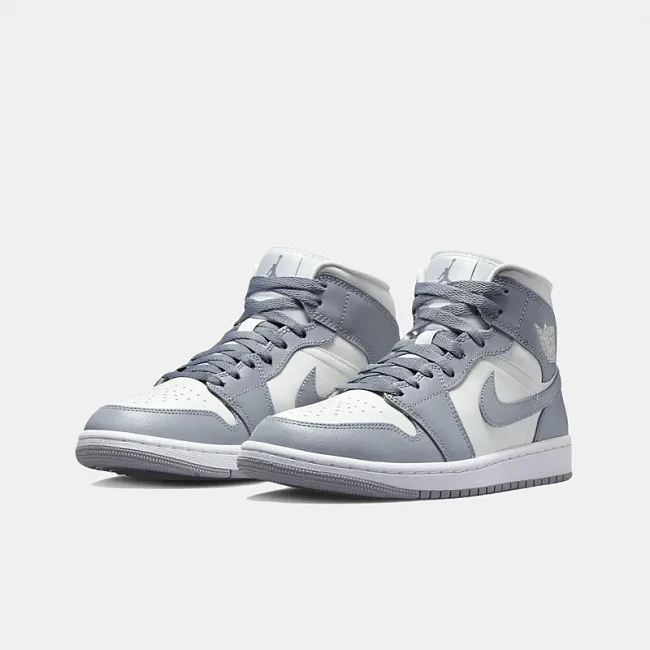 Nike Air Jordan 1 Mid Stealth