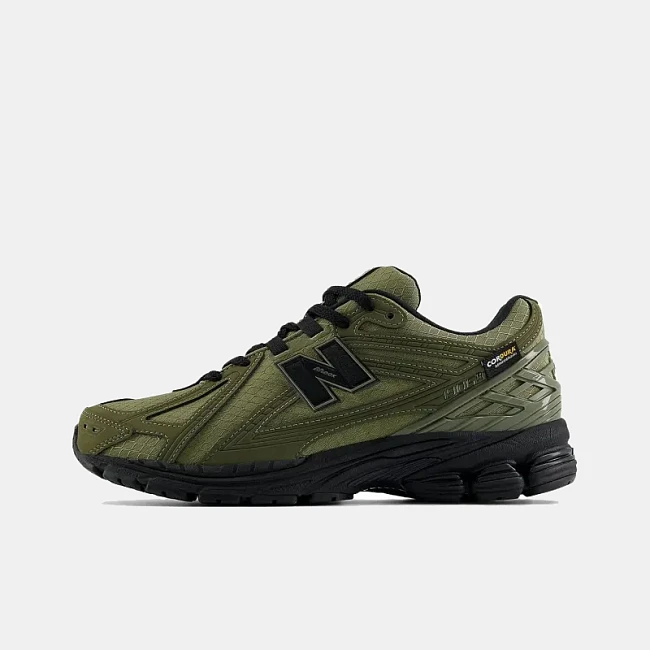 картинка New Balance 1906R Army Green магазин Одежда+ являющийся официальным дистрибьютором в России 