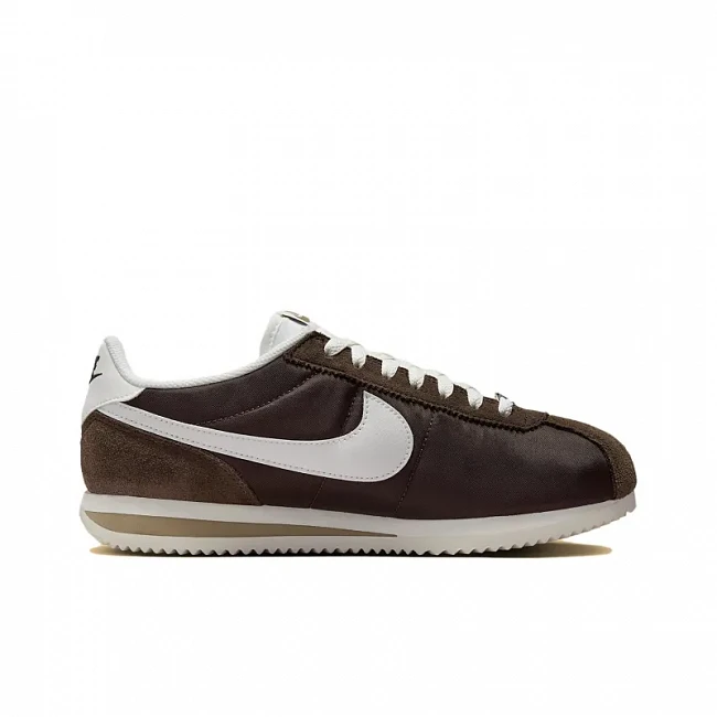 картинка Nike Cortez Baroque Brown магазин Одежда+ являющийся официальным дистрибьютором в России 