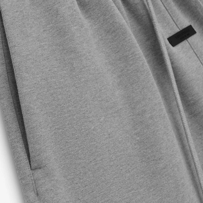 картинка Fear of God Essentials Fleece Soccer Short 'Dark Heather' магазин Одежда+ являющийся официальным дистрибьютором в России 