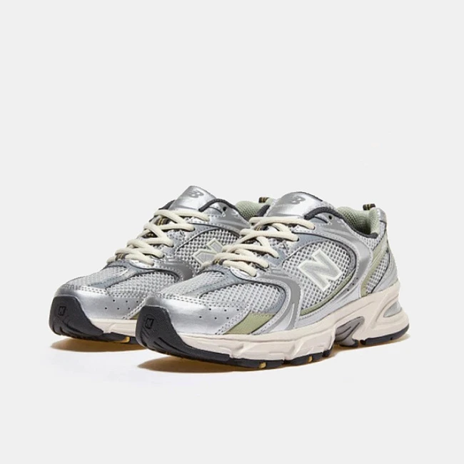 картинка New Balance 530 Silver Khaki магазин Одежда+ являющийся официальным дистрибьютором в России 