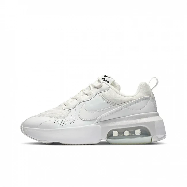 картинка Nike Air Max Verona Life Top Off White магазин Одежда+ являющийся официальным дистрибьютором в России 