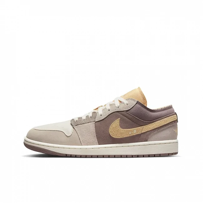 картинка Nike Air Jordan 1 Low Se Craft Taupe Haze магазин Одежда+ являющийся официальным дистрибьютором в России 