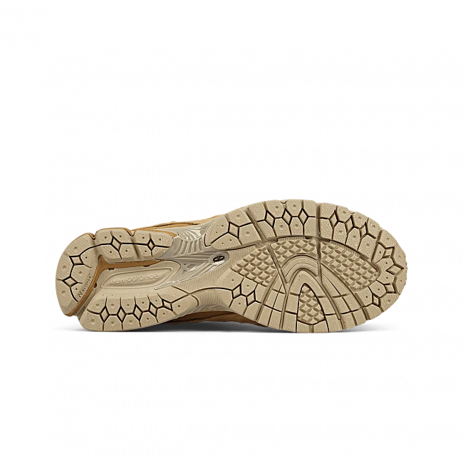 картинка New Balance 2002R Protection Pack Stucco магазин Одежда+ являющийся официальным дистрибьютором в России 