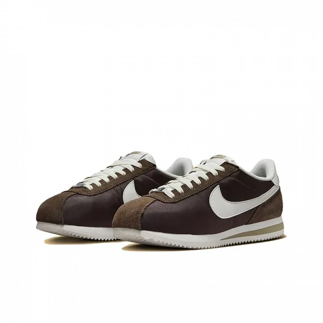 картинка Nike Cortez Baroque Brown магазин Одежда+ являющийся официальным дистрибьютором в России 