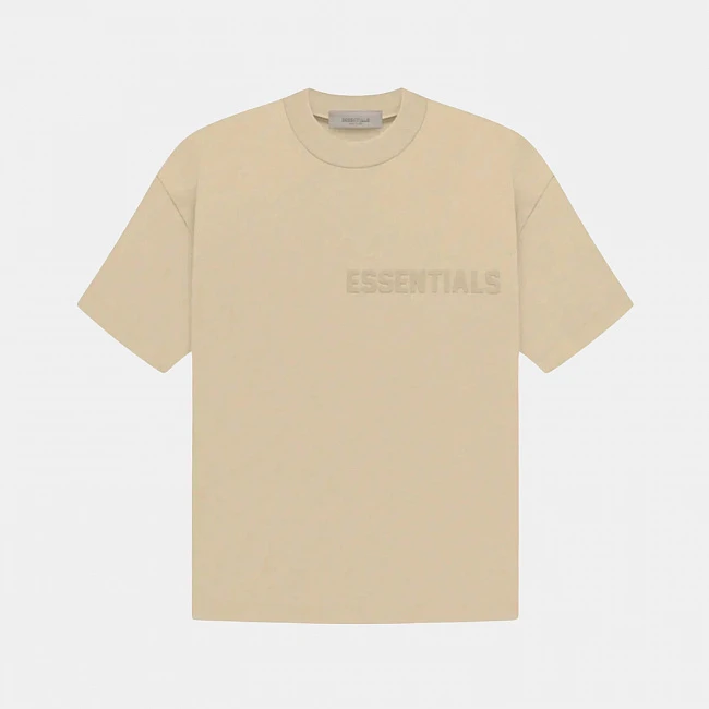 картинка Футболка Fear of God Essentials SS23 Tee Sand магазин Одежда+ являющийся официальным дистрибьютором в России 