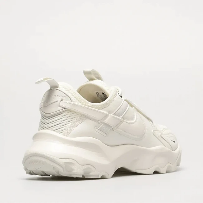 картинка Nike TC 7900 Beige магазин Одежда+ являющийся официальным дистрибьютором в России 