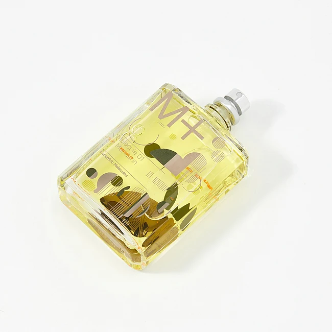 картинка Escentric Molecules M01+Mandarin 100ml магазин Одежда+ являющийся официальным дистрибьютором в России 