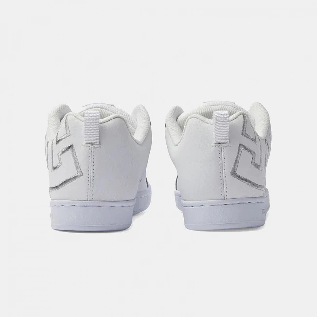картинка DC Court Graffik White/Silver магазин Одежда+ являющийся официальным дистрибьютором в России 