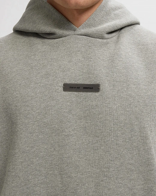 картинка Fear of God Essential Fleece Hoodie Concrete Heather магазин Одежда+ являющийся официальным дистрибьютором в России 