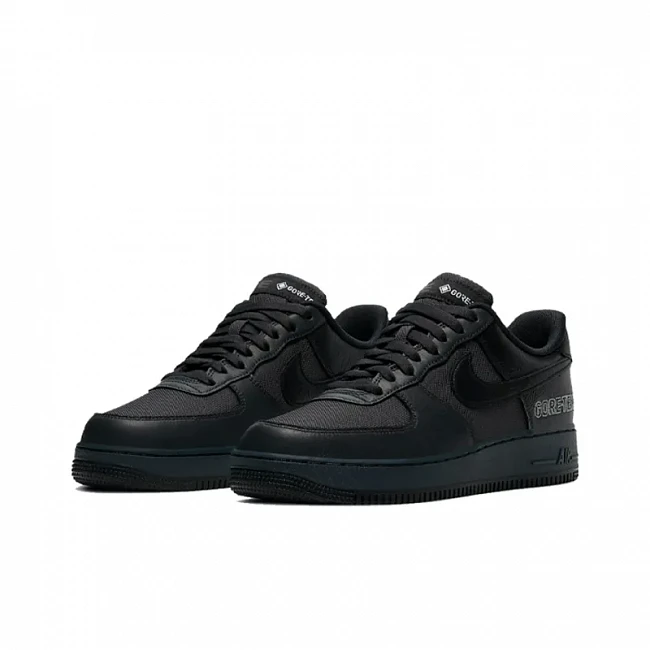 картинка Nike Air Force 1 Low Gore-Tex Black магазин Одежда+ являющийся официальным дистрибьютором в России 