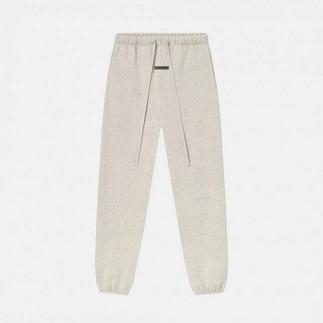 картинка Fear of God Essentials Fleece Sweatpant Heather Stone магазин Одежда+ являющийся официальным дистрибьютором в России 