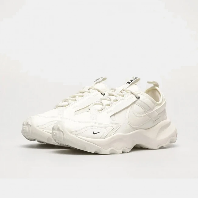 Nike TC 7900 Beige