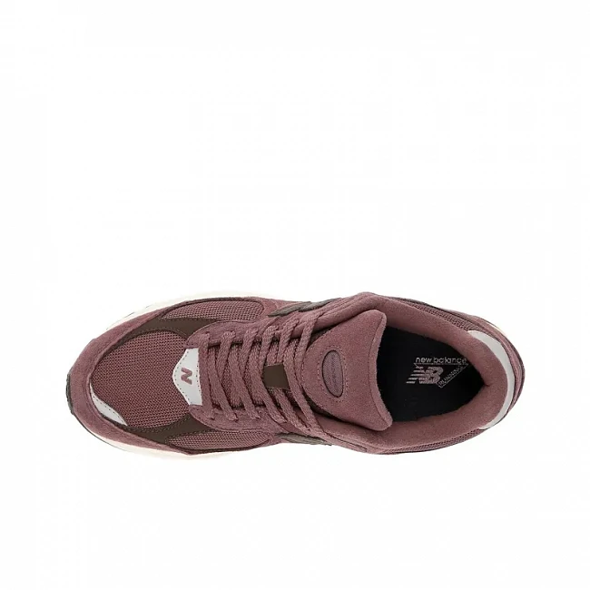 картинка New Balance 2002R Dark Grape магазин Одежда+ являющийся официальным дистрибьютором в России 
