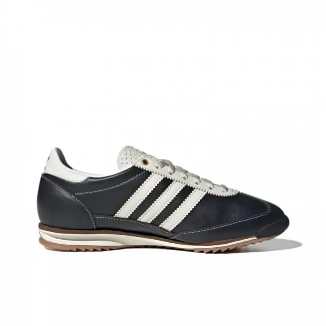картинка Adidas SL 72 Core Black Leather магазин Одежда+ являющийся официальным дистрибьютором в России 