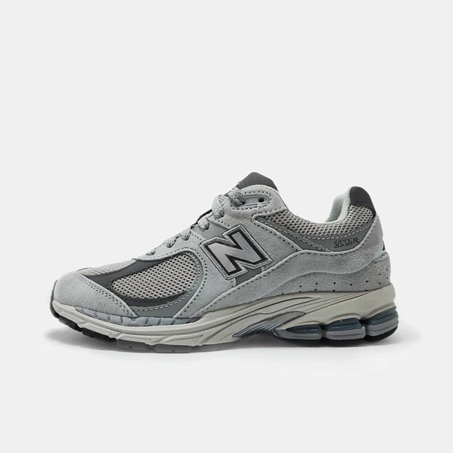 картинка New Balance 2002R Grey магазин Одежда+ являющийся официальным дистрибьютором в России 