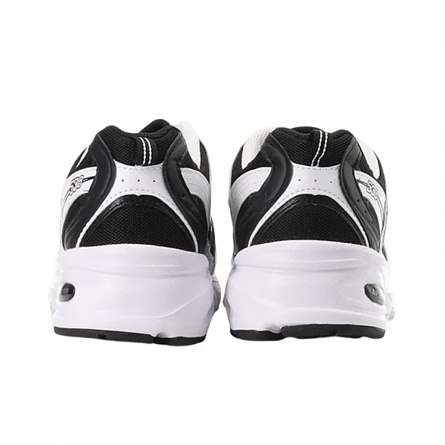 картинка New Balance 530v2 White Black магазин Одежда+ являющийся официальным дистрибьютором в России 