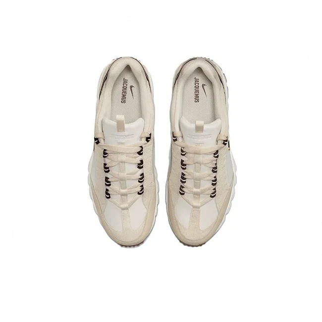 картинка Nike Air Humara LX Jacquemus Light Bone Gold (W) магазин Одежда+ являющийся официальным дистрибьютором в России 