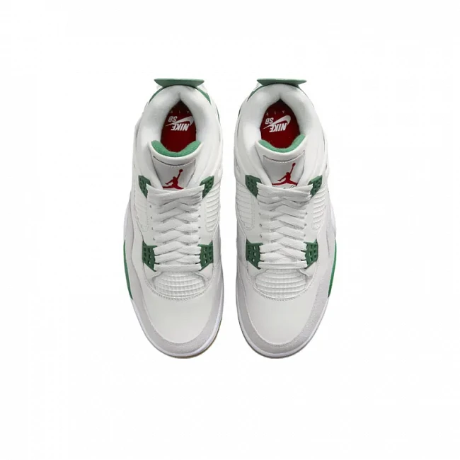 картинка Nike Air Jordan 4 Retro SB "Pine Green" магазин Одежда+ являющийся официальным дистрибьютором в России 
