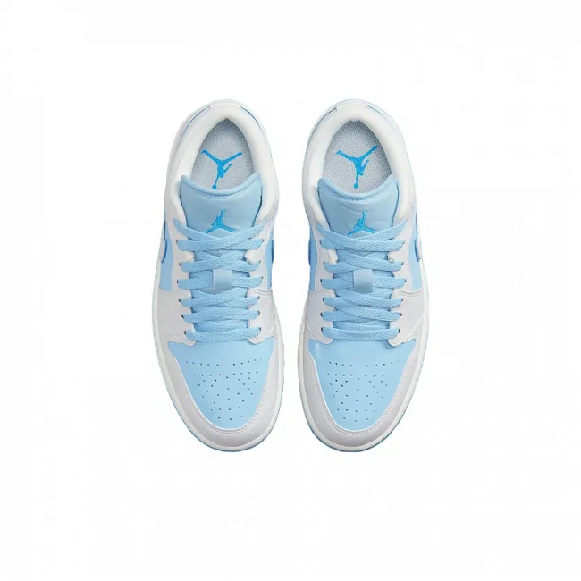 картинка Nike Air Jordan 1 Low Se Reverse Ice Blue магазин Одежда+ являющийся официальным дистрибьютором в России 